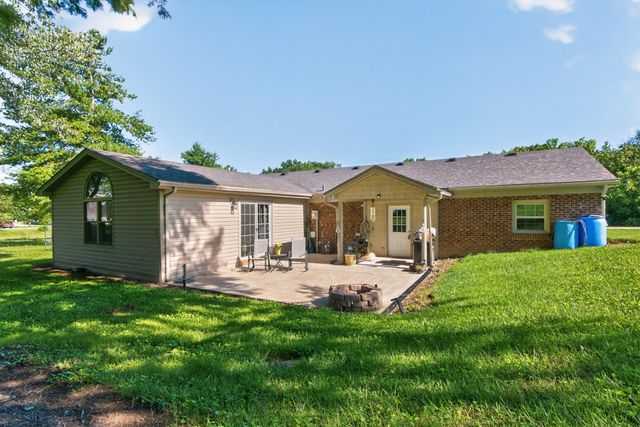 230 Mercer Avenue, Harrodsburg, KY 40330