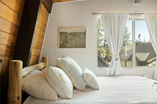 2111 2nd, Big Bear City, CA 92314