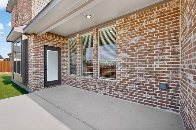 814 Lakewood Circle, Midlothian, TX 76065