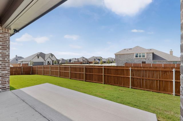 814 Lakewood Circle, Midlothian, TX 76065