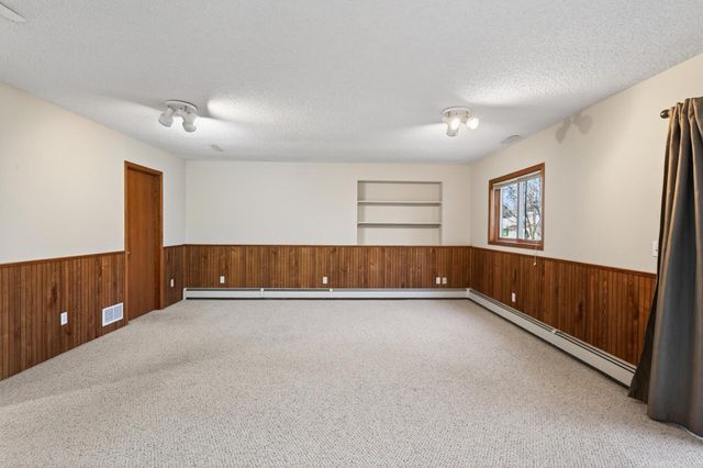 1264 Driving Park Road, Stillwater, MN 55082