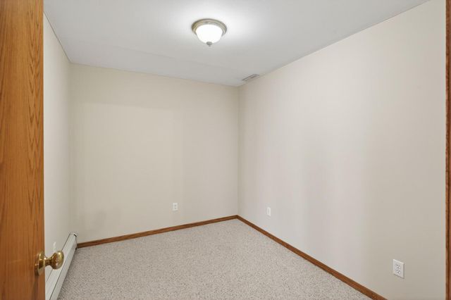 1264 Driving Park Road, Stillwater, MN 55082