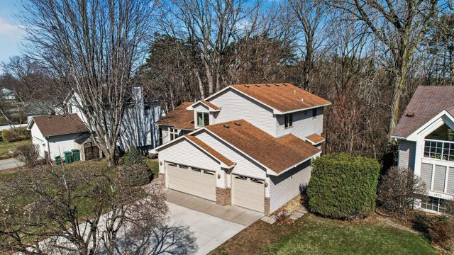 1264 Driving Park Road, Stillwater, MN 55082
