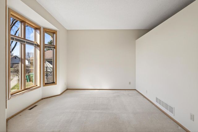 1264 Driving Park Road, Stillwater, MN 55082