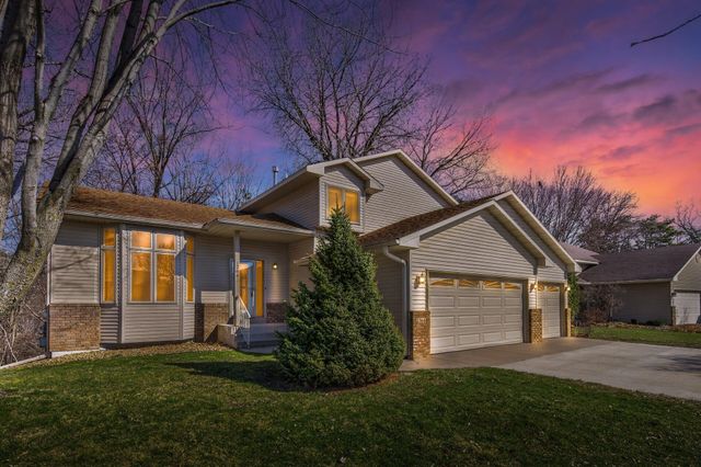 1264 Driving Park Road, Stillwater, MN 55082