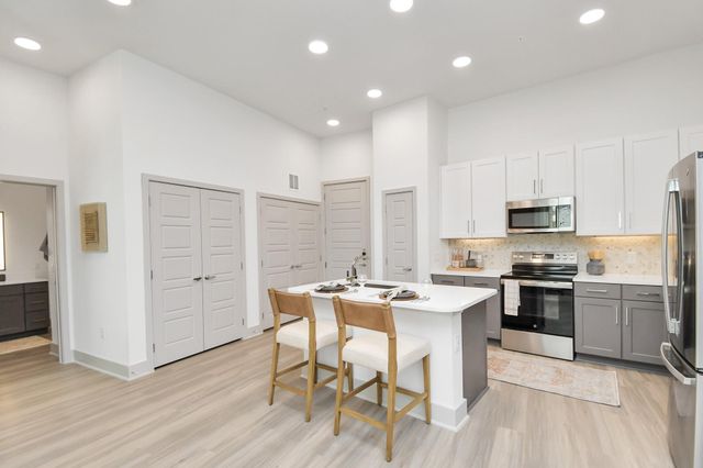 1617 Enid Street 177, Houston, TX 77009