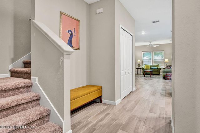 7365 PALM HILLS Drive, Jacksonville, FL 32244