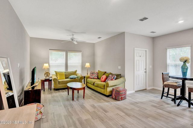 7365 PALM HILLS Drive, Jacksonville, FL 32244