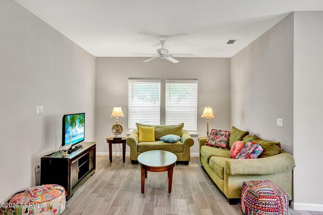 7365 PALM HILLS Drive, Jacksonville, FL 32244