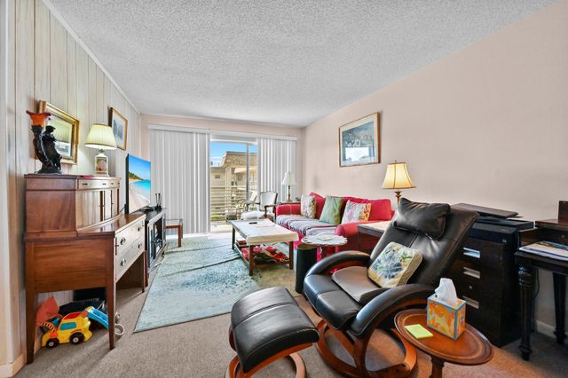 721 Lori Drive 313, Palm Springs, FL 33461