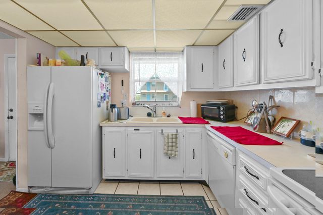 721 Lori Drive 313, Palm Springs, FL 33461