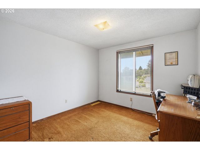 1016 Ne 126TH St, Vancouver, WA 98685