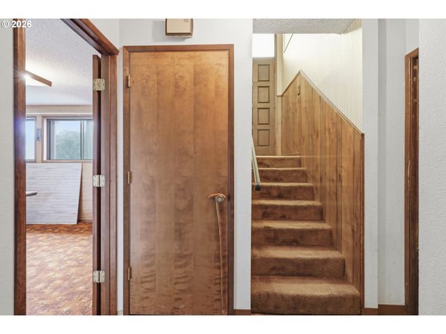 1016 Ne 126TH St, Vancouver, WA 98685