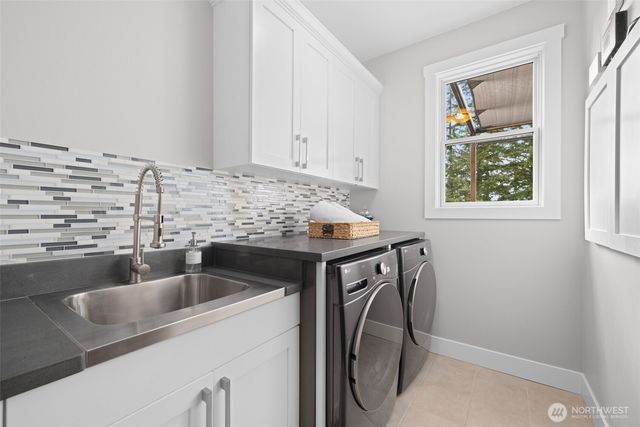 6599 170th Place SE, Bellevue, WA 98006