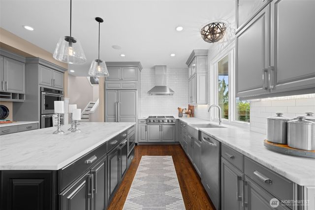 6599 170th Place SE, Bellevue, WA 98006