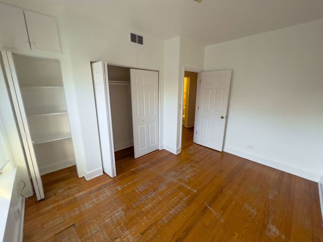 115 E 60th Street 2, Chicago, IL 60637
