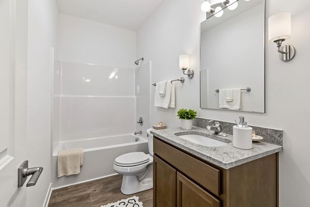 13014 Spirea Avenue, St. John, IN 46373