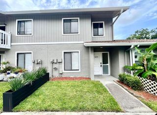 10131 LAKE OAK CIRCLE, Tampa, FL 33624