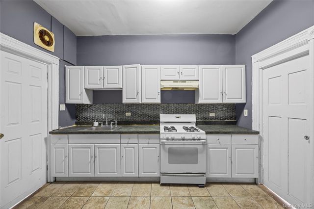 487 Hancock Street, Brooklyn, NY 11233