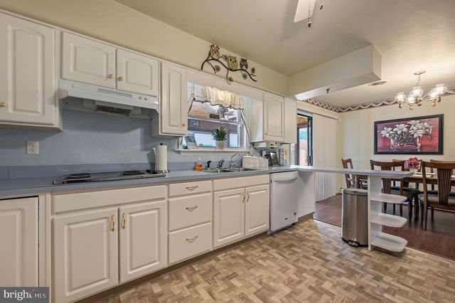 4634 KENTON RD, Dover, DE 19904