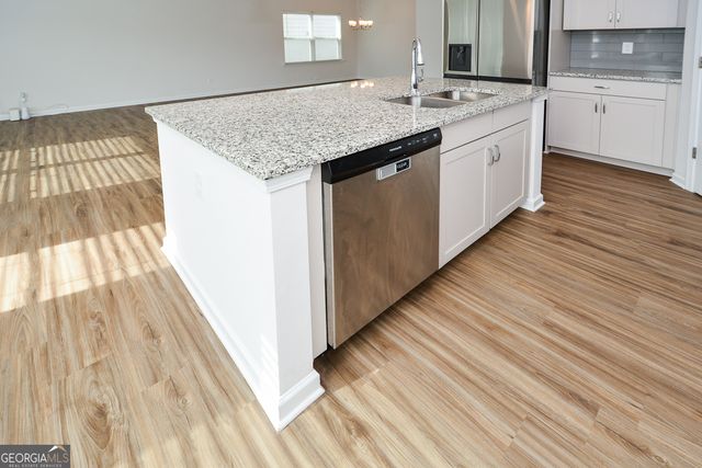 350 Cranston Drive, Ball Ground, GA 30107