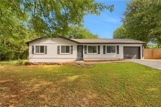 3774 Summit View Lane, Snellville, GA 30039