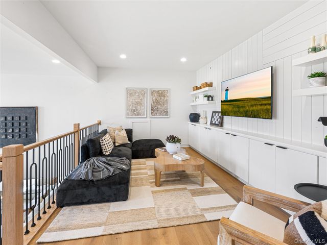 50 Captain Esposito Lane, Pearl River, NY 10965