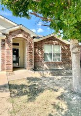 1737 White Feather Lane, Fort Worth, TX 76131