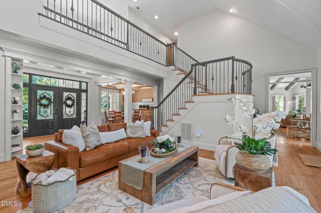2922 Bells Pointe Court, Apex, NC 27539