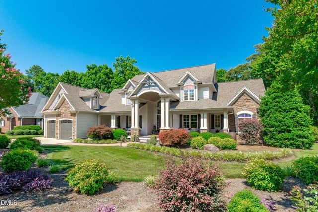 2922 Bells Pointe Court, Apex, NC 27539