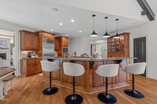2922 Bells Pointe Court, Apex, NC 27539