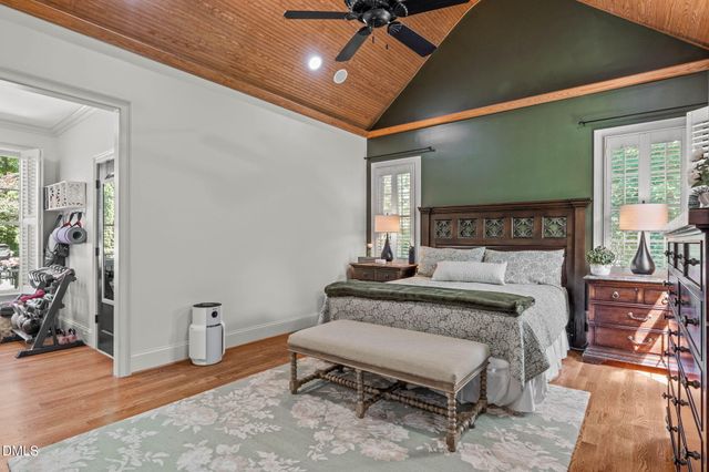 2922 Bells Pointe Court, Apex, NC 27539