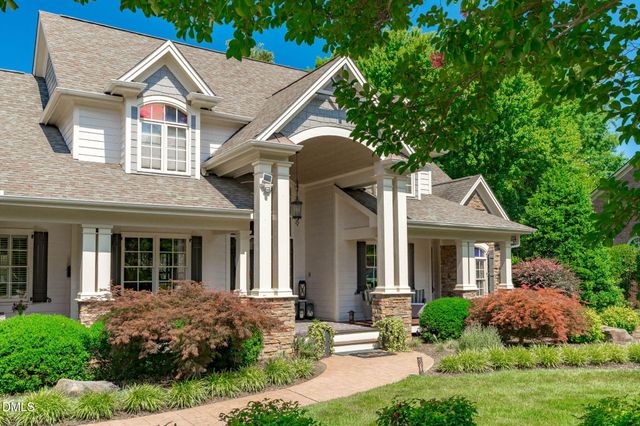 2922 Bells Pointe Court, Apex, NC 27539