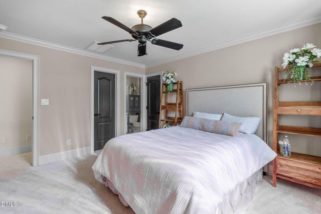 2922 Bells Pointe Court, Apex, NC 27539