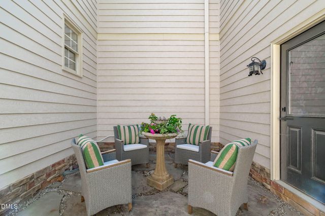 2922 Bells Pointe Court, Apex, NC 27539