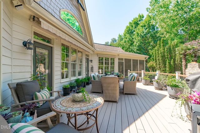 2922 Bells Pointe Court, Apex, NC 27539