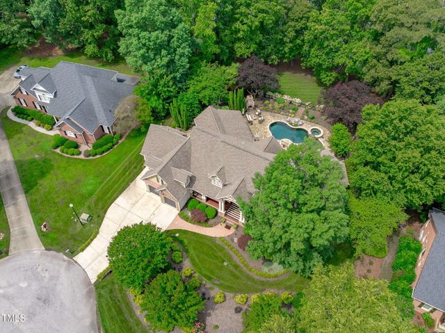 2922 Bells Pointe Court, Apex, NC 27539