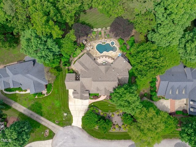 2922 Bells Pointe Court, Apex, NC 27539