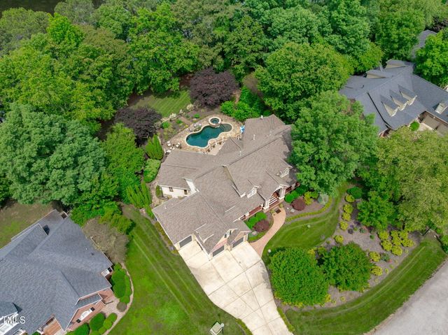 2922 Bells Pointe Court, Apex, NC 27539