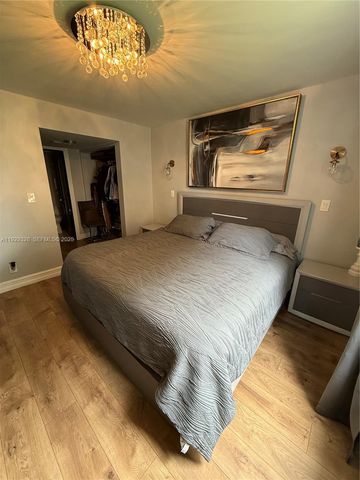 7173 Orange Dr 214B, Davie, FL 33314