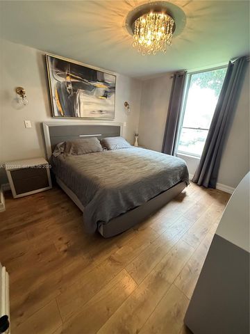 7173 Orange Dr 214B, Davie, FL 33314