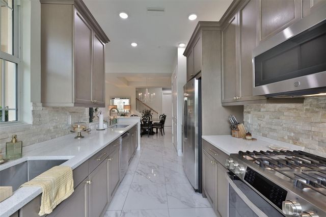 7835 HIDDEN CREEK LOOP 102, Bradenton, FL 34202