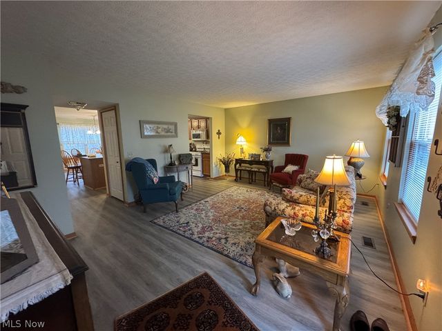 190 Steele Avenue, Painesville, OH 44077