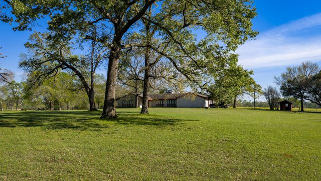 3773 W Sh 7, Crockett, TX 75823