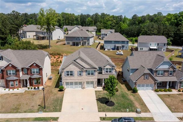 2000 Woodmont Drive, Douglasville, GA 30135