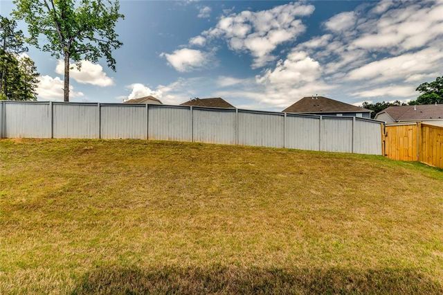 2000 Woodmont Drive, Douglasville, GA 30135