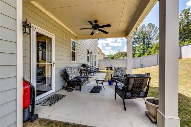 2000 Woodmont Drive, Douglasville, GA 30135