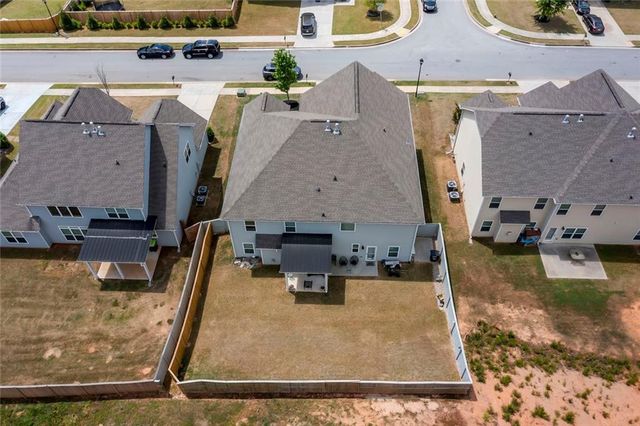 2000 Woodmont Drive, Douglasville, GA 30135