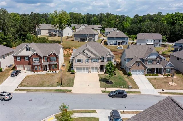 2000 Woodmont Drive, Douglasville, GA 30135