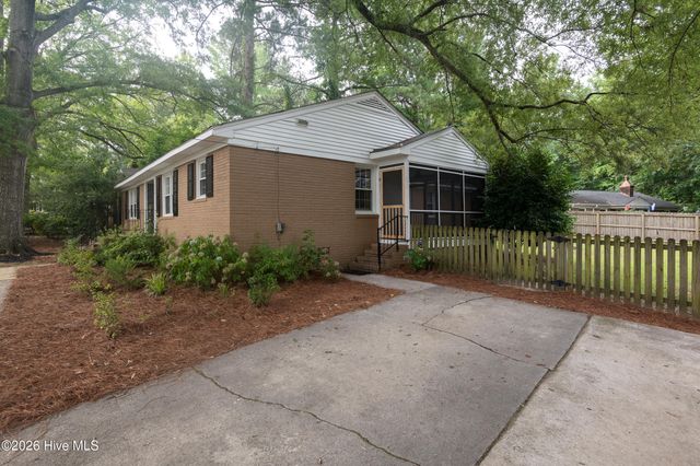 1719 Beaumont Drive, Greenville, NC 27858